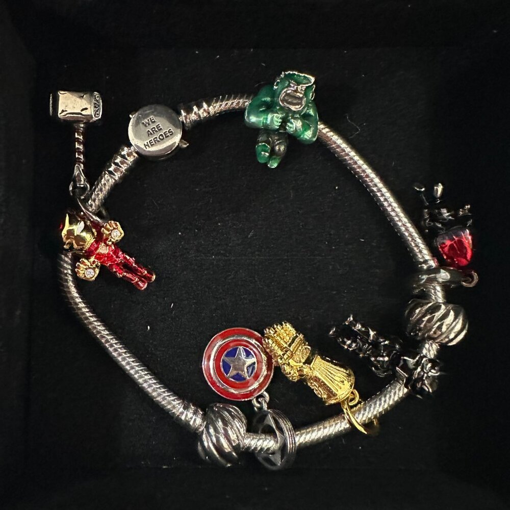 Pandora Marvel Avengers Themed Charm Bracelet - Picture 3 of 4